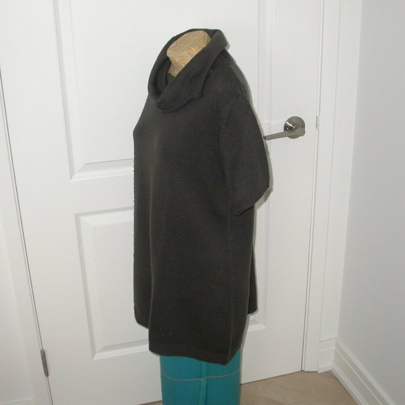 Soft Brown Short Sleeved Sweater/Tunic - Picture 2 of 3